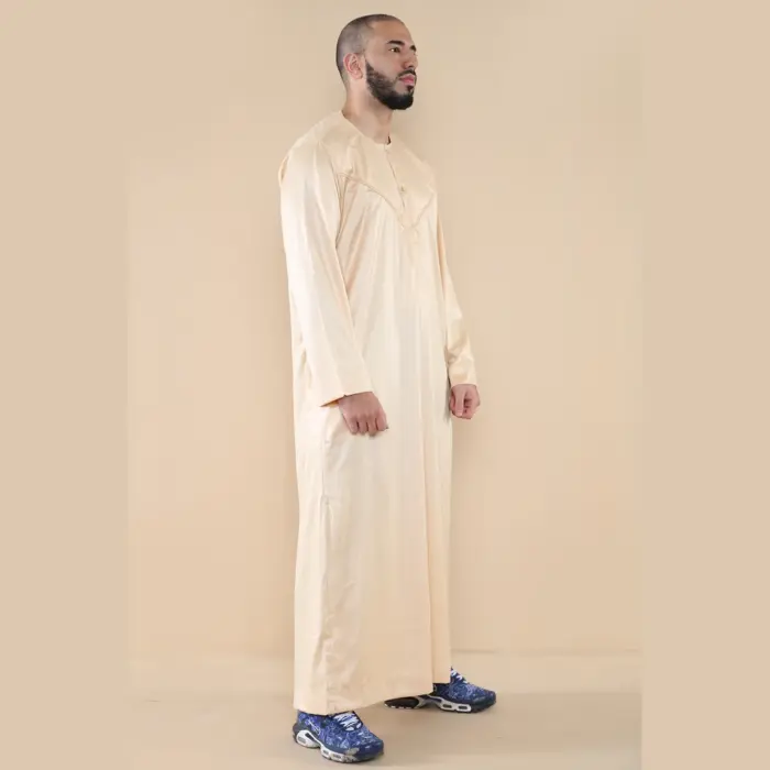 102 - Men's Cream Islamic Muslim Shiny Thobe Jubba - Image 4