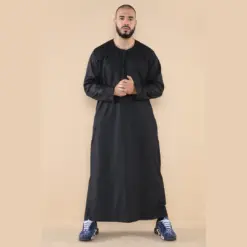 105 - Men's Black Omani Eid Tassel Thobe Jubba