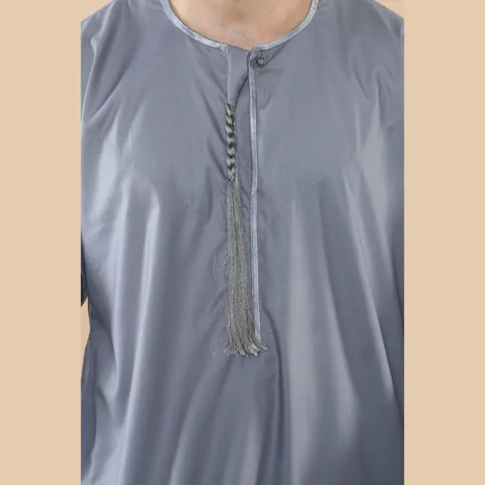 105 - Men's Grey Omani Eid Tassel Thobe Jubba - Image 3