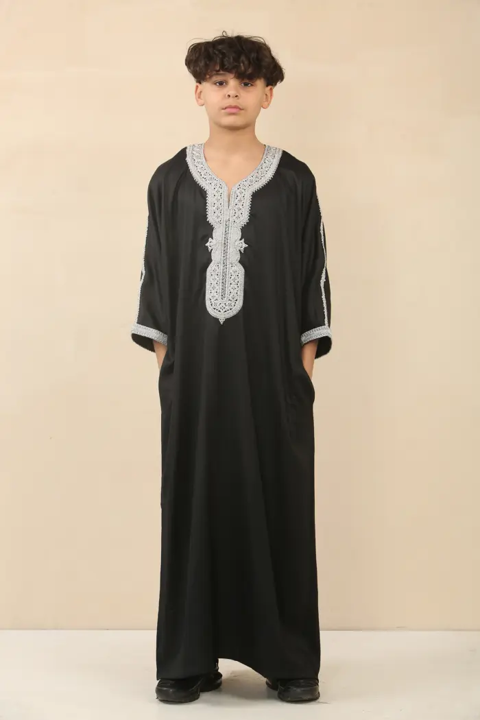 HM62 - Boys Black Moroccan Thobe Short Sleeve Embroidery Gandoura - Image 1