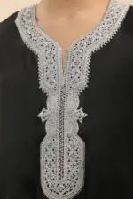 HM62 - Boys Black Moroccan Thobe Short Sleeve Embroidery Gandoura - Image 5