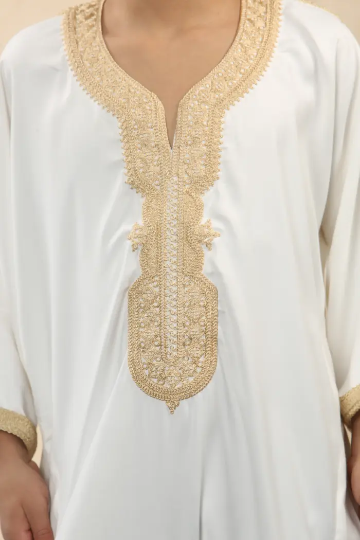 HM62 - Boys White Moroccan Thobe Short Sleeve Embroidery Gandoura - Image 5