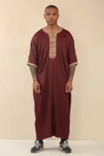 HM63 - Men's Burgundy Moroccan Thobe Gold Embroidery - Image 2