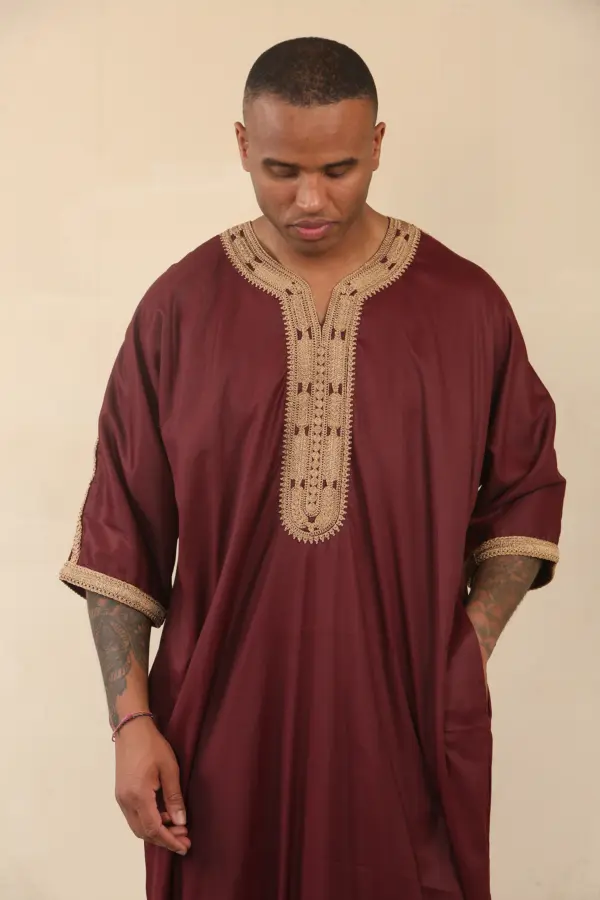 HM63 Mens Burgundy Moroccan Thobe Gold Embroidery 2