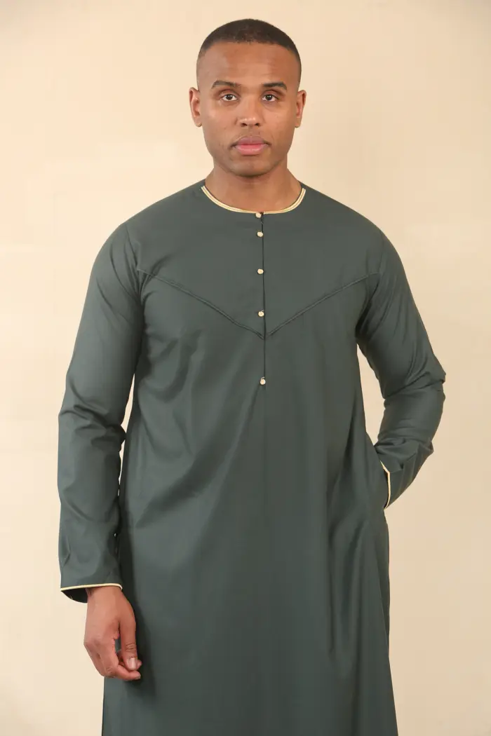 OE-300 - Men's Green Emirati Omani Thobe Gold Embroidery - Image 4