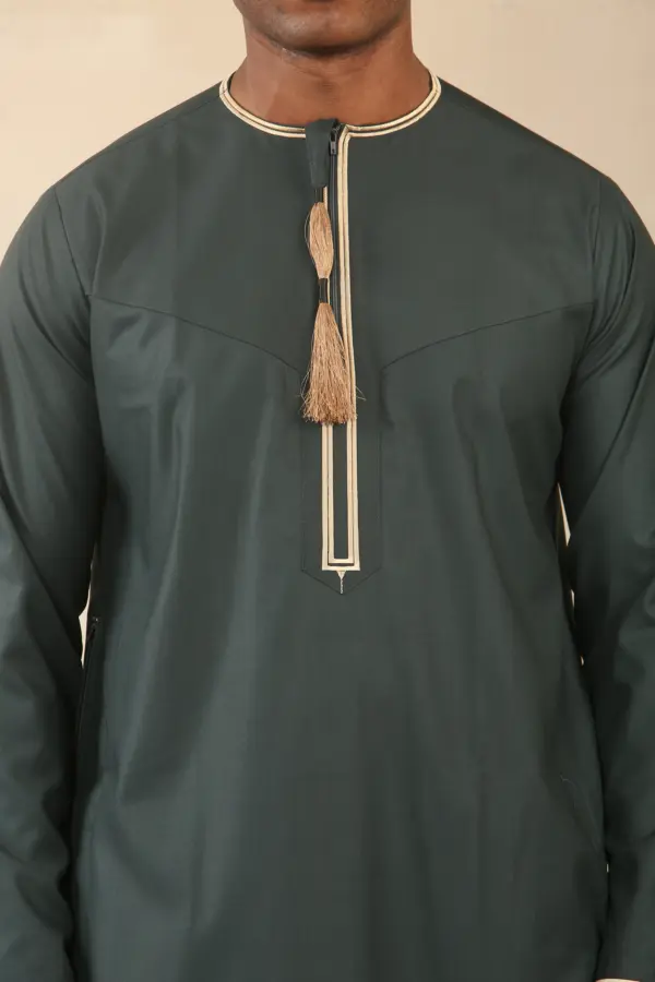 TT 003 Mens Green Emirati Thobe Gold Tassel Embroidery 2