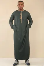 TT-003 - Men's Green Emirati Thobe Gold Tassel Embroidery - Image 5