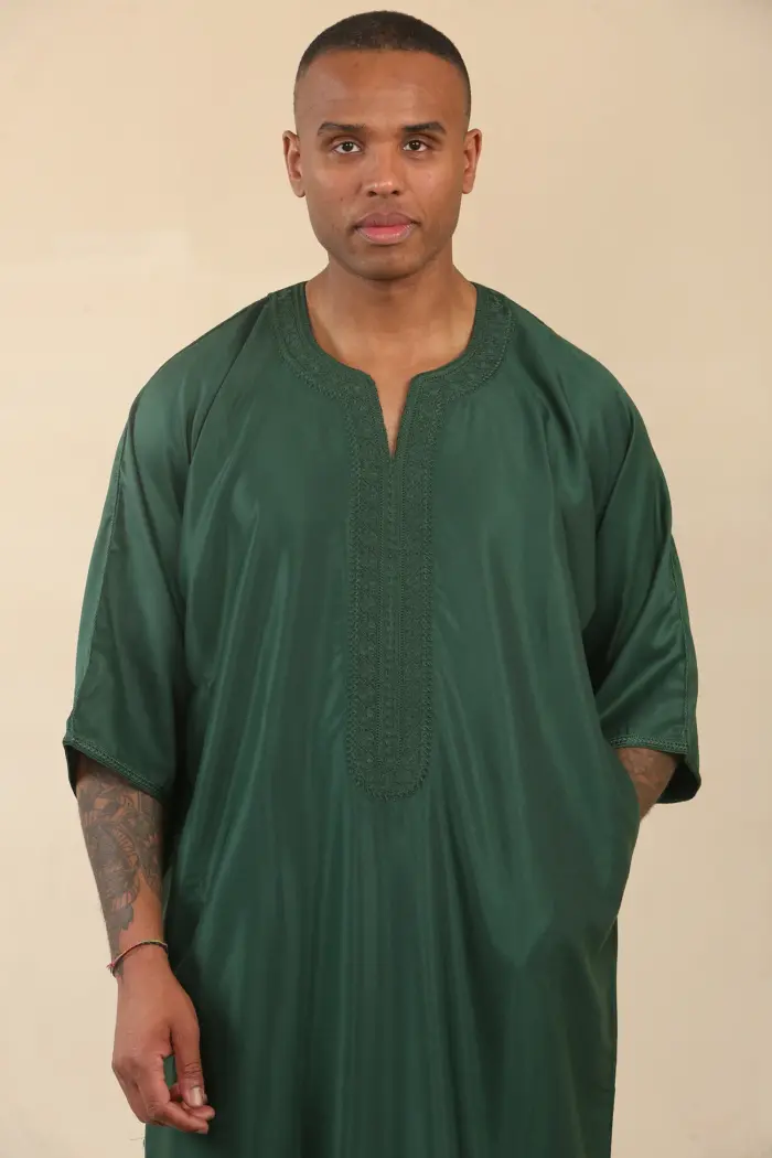 GG002 - Men's Green Moroccan Thobe Short Sleeve Gandoura - Image 3