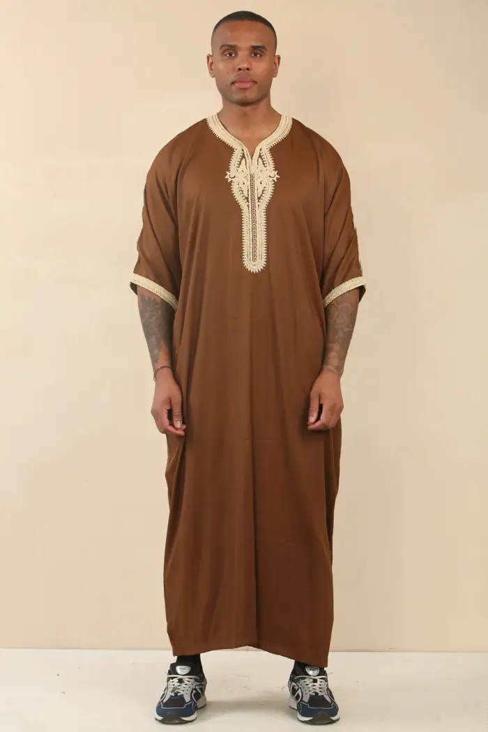 HM60 - Men's Brown Moroccan Thobe Gold Embroidery Gandoura - Image 2