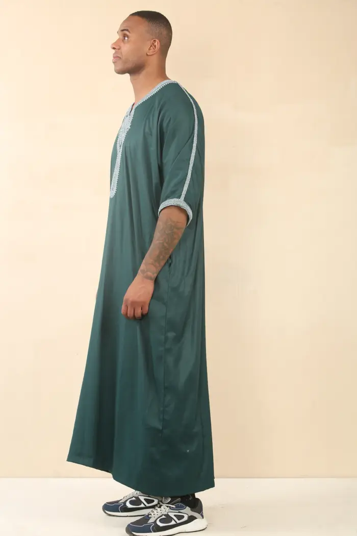 HM60 - Men's Green Moroccan Thobe Embroidery Gandoura - Image 3