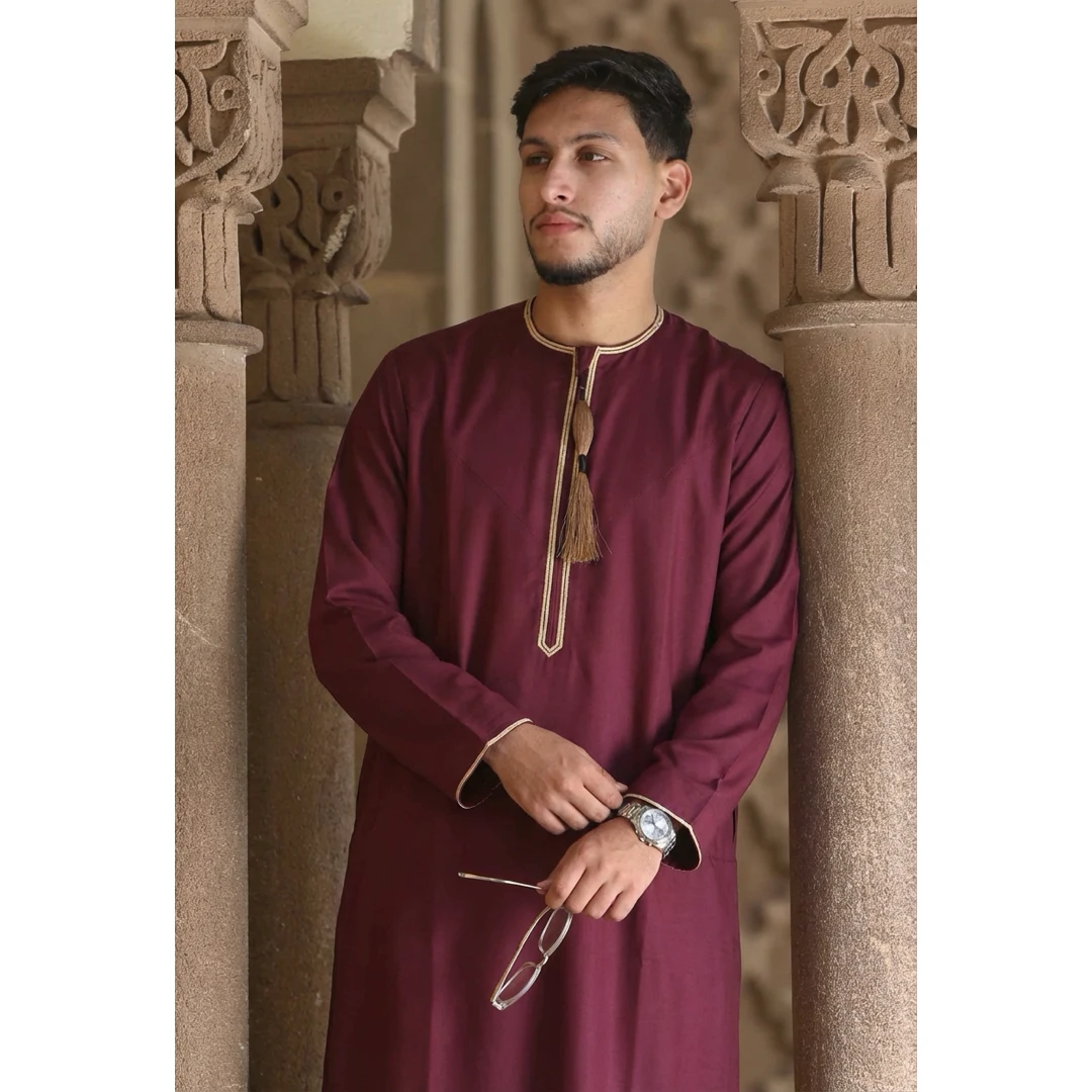 TT-003 Men’s Wine Emirati Thobe with Gold Embroidery - Image 2
