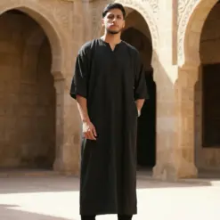 Alternative view of TT-006 Men’s Black Emirati Thobe with Chest Zipper