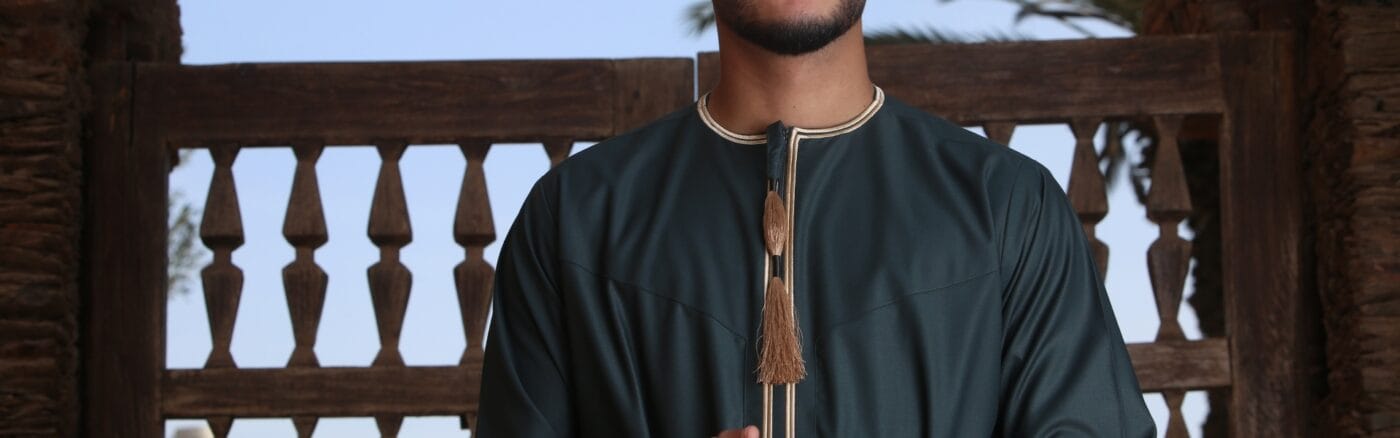 Small Capsule Wardrobe of Thobes